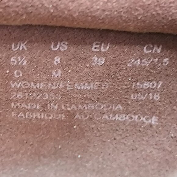 Clarks Women's Loafers Burgundy Leather Soft Cushion Slip-On Shoes Size 8 - Picture 7 of 8